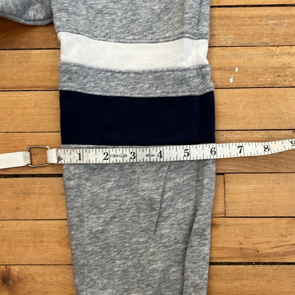 Old Navy Sweatshirt - Picture 12 of 13